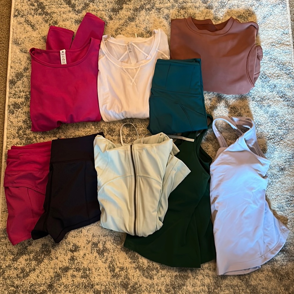 Lululemon Bundle (Speed Up, Align, Wunder Under Fast and Free and more)!